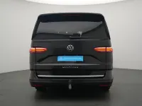 Gebraucht VW Multivan Style 150 PS (110 kW) 2025 Grau Van / Kleinbus