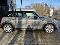 Gebraucht Mini Cooper D Chili 116 PS (85 kW) 2017 Grau Kleinwagen