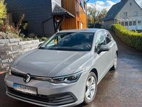 Gebraucht VW Golf VIII 150 PS (110 kW) 2022 Grau Limousine