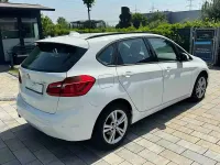 Gebraucht BMW 218 Active Tourer Advantage 140 PS (102 kW) 2019 Weiß Van / Kleinbus
