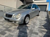 Gebraucht Mercedes E220 150 PS (110 kW) 2004 Silber Limousine
