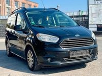 Gebraucht Ford Tourneo Courier Titanium 101 PS (74 kW) 2015 Schwarz Van / Kleinbus