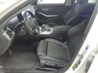 Gebraucht BMW 330 Sport Line 184 PS (135 kW) 2022 Mineralweiß metallic Kombi