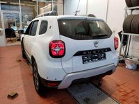 Gebraucht Dacia Duster Celebration 101 PS (74 kW) 2020 Weiß SUV