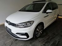 Gebraucht VW Touran Highline 150 PS (110 kW) 2019 Weiss Van / Kleinbus