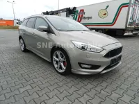 Gebraucht Ford Focus Titanium 150 PS (110 kW) 2015 Tectonic silver Kombi