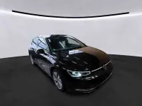 Gebraucht VW Golf VIII Style 131 PS (96 kW) 2024 Grenadillschwarz (metallic) Limousine