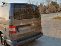 Gebraucht VW Transporter 140 PS (102 kW) 2013 Grau Van