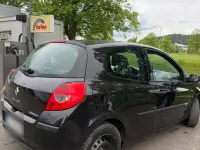 Gebraucht Renault Clio II Authentique 75 PS (55 kW) 2007 Schwarz Limousine
