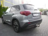 Gebraucht Suzuki Vitara 140 PS (102 kW) 2020 Grau SUV