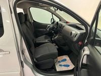 Gebraucht Peugeot Partner Tepee Active 120 PS (88 kW) 2017 Silber Van / Kleinbus