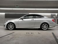 Gebraucht Mercedes C220 AMG 170 PS (125 kW) 2014 Silber Coupé