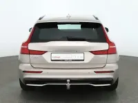 Neu Volvo V60 Plus 197 PS (144 kW) 2026 Beige Kombi