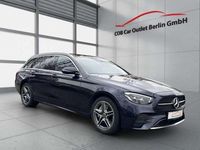 Gebraucht Mercedes E300 AMG 306 PS (225 kW) 2022 Nautikblau Kombi