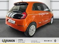 Gebraucht Renault Twingo 60 kW (82 PS) 2021 Valenciaorange Kleinwagen