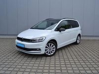 Gebraucht VW Touran Highline 150 PS (110 kW) 2024 Weiß (pure white) Van / Kleinbus