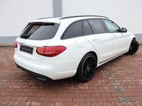 Gebraucht Mercedes C220 Night 194 PS (142 kW) 2019 Weiß Limousine