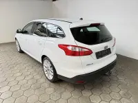 Gebraucht Ford Focus Titanium 125 PS (91 kW) 2012 Weiß Kombi