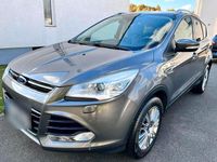 Gebraucht Ford Kuga 182 PS (133 kW) 2013 Grau SUV