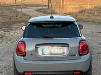 Gebraucht Mini Cooper SE 135 kW (184 PS) 2022 Grau Kleinwagen