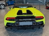 Gebraucht Lamborghini Huracán 640 PS (470 kW) 2022 Grün Cabrio
