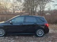 Gebraucht Mercedes B220 AMG line 184 PS (135 kW) 2018 Schwarz Van / Kleinbus