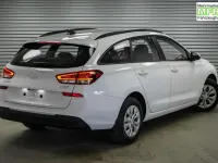 Neu Hyundai i30 99 PS (72 kW) 2026 Atlas white uni () Kombi