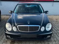 Gebraucht Mercedes E320 Avantgarde 204 PS (150 kW) 2004 Blau Limousine