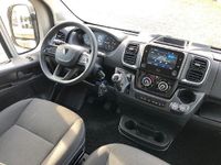 Gebraucht Peugeot Boxer 179 PS (131 kW) 2025 Lackierung weiss icy/typ ausse Van