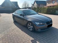 Gebraucht BMW 330 245 PS (180 kW) 2009 Braun Coupé