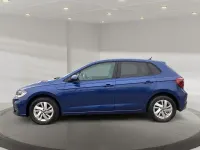 Gebraucht VW Polo Style 95 PS (69 kW) 2023 Blau Kleinwagen