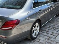 Gebraucht Mercedes E200 184 PS (135 kW) 2017 Grau Limousine