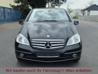 Gebraucht Mercedes A180 Elegance 109 PS (80 kW) 2011 Schwarz Kleinwagen