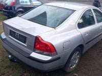 Gebraucht Volvo S60 140 PS (102 kW) 2001 Silber Limousine