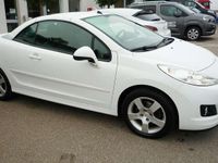 Gebraucht Peugeot 207 CC Active 120 PS (88 kW) 2012 Weiß Cabrio
