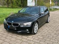 Gebraucht BMW 318 143 PS (105 kW) 2013 Schwarz Kombi