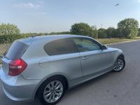 Second-hand BMW 116 122 CP (89 kW) 2009 Argintiu Hatchback