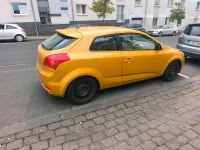 Gebraucht Kia Ceed 125 PS (91 kW) 2009 Gold Kleinwagen