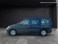 Używany VW Caddy 122 KM (89 kW) 2022 Niebieski Minivan