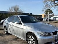 Gebraucht BMW 320 150 PS (110 kW) 2005 Silber Limousine