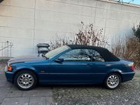 Gebraucht BMW 318 Cabriolet 143 PS (105 kW) 2002 Blau Cabrio