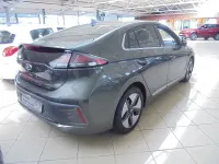 Gebraucht Hyundai Ioniq Style 105 PS (77 kW) 2021 Grau Kleinwagen