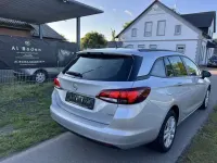 Usata Opel Astra Edition 110 CV (80 kW) 2017 Argento Station wagon