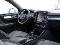 Gebraucht Volvo XC40 Momentum 163 PS (119 kW) 2020 Silber SUV
