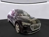 Second-hand Audi e-tron Advanced 300 kW (408 CP) 2022 Negru SUV