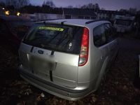 Gebraucht Ford Focus 100 PS (73 kW) 2005 Silber Kombi