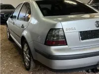 Usado VW Bora 116 HP (85 kW) 2004 Prateado Sedan