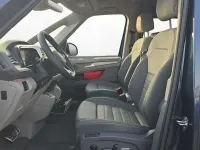 Neu VW T7 150 PS (110 kW) 2026 Candyweiß/ starlight blue met Van