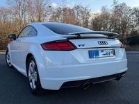 Gebraucht Audi TT S-Line 230 PS (169 kW) 2016 Weiß Coupé