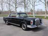 Gebraucht Mercedes 220 SE 120 PS (88 kW) 1962 Schwarz Coupé